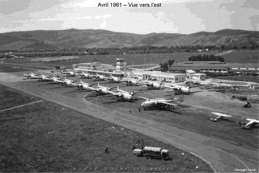 132-AERODROMES-ET-BASES-1945-1962-1-PHIMIPPEVILLE (11).jpg